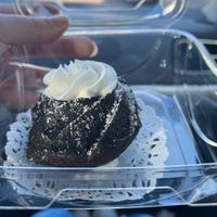 chocolate volcano   at Starry Lane Bakery in San Diego