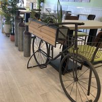 Love a bike frame raised bed 🔥👊🏽🚲 #Veganuary at Othello's in Woodland Hills