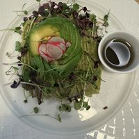 Avocado hummus smørrebrød   at KEF - Jomfruin in Keflavik