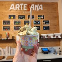 Pistacho y melón 🍈 at ArteSana Gelat in Valencia