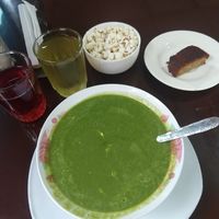 Items that come with the meal of the day at Nutre Vida in Guayaquil