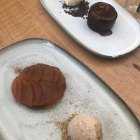 Tarta tatin vegana at La Capella in Sabadell