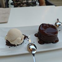 Vegan coulant with hazelnut ice cream at La Capella in Sabadell