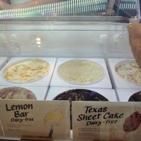 yummm at Jeni's Splendid Ice Creams in Winter Park
