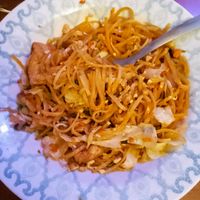 A porção que eu pedi serviu três pratos como este at Thai E-San - Liberdade in Sao Paulo