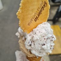 Vegan hazelnut and stracciatella in vegan cone at Gelateria Porta Romana - 126 in Milan