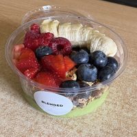 Delicious matcha smoothie bowl - 3 flavours of base! Vegan granola options (just be aware of honey), offers oat, almond, soy and coconut milk in drinks   at Blended Kitchen  in Bath