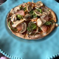 Veggie pizza without cheese   at Simmer Down in Santa Ana