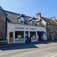 Facade at Crêperie de l'Abbaye de Beauport in Paimpol