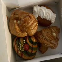 Take away: Cruffin crema e caramello salato, maritozzo, croissant pistacchio e lamponi, croissant alla nocciola . Tutto vegan   at Libera Pasticceria Caffetteria in Rome