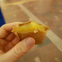 Creamy sweet potato filling at Mangando - Daimaru Tokyo in Tokyo