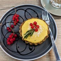 Kokos Mango Tarte at Café lé Bloom in Erftstadt