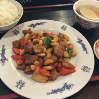 Vegan chicken with cashewnuts at Roran in Tokyo