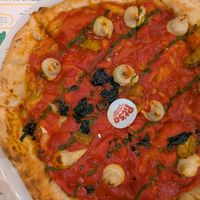 Queen of Hearts Pizza at Pit'sa in Milan