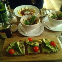 Avocado Toast and porridge :) at Le Pain Quotidien in Liege