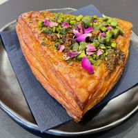 Pistachio rose - amazing at Margo's Amsterdam Bellamy - Oud-West in Amsterdam