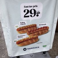 the vegan hot dogs are only available in very few narvesen stores  at Narvesen Karl Johan in Oslo