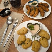 Golden Fried Prowns Paprika, 250฿
Chycken Nuggets Classic, 200฿ at Ubuntu Eat in Phuket