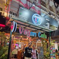 Beautiful exterior and interior design of the cafe at Ubuntu Eat in Phuket