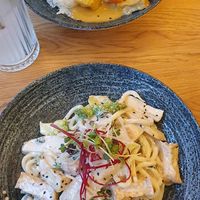 Mittagstischgerichte, Ein Curry mit Kartoffeln sowie UdonNudeln in einer Sahnesauce. Sehr lecker, faire Preise. at Noory in Hamburg