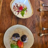 desserts at Kamala Vegan in Berlin