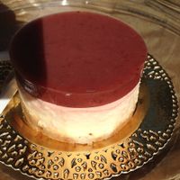vegan cheesecake at Universo Vegano in Rome
