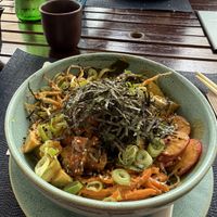Tofu poke bowl  at Mizu in Ericeira
