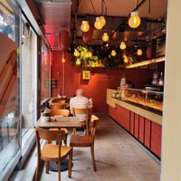 Indoor seating at VITO Limmatplatz in Zurich