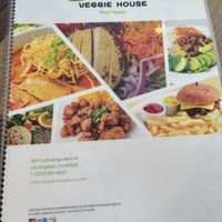 100% vegan! 🌱 😃  at Veggie House in Los Angeles