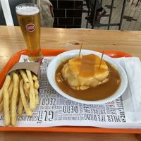 Menu - “Francesinha”, fries and beer  at Lado B - Mercado Bom Sucesso in Porto