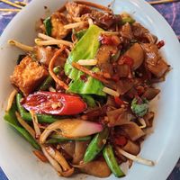 Drunken Noodles and tofu at muan in South West London