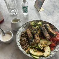 protein bowl  at Raw Cafe in Lima