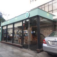 Outside at Raw Cafe in Lima