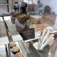 Bio-Marillen Muffin 4,40€  at Joseph Brot - Linz in Linz