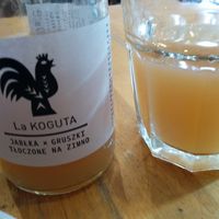 apple-pear juice at Avocado Vegan Bistro in Gdansk