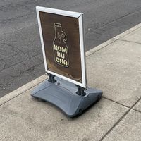 Street signns  at SOMA Kombucha Taproom - Belmont in Portland