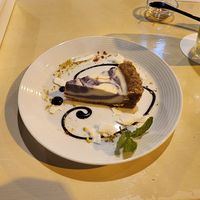 Blueberry cheesecake made with cashew nut at Natural Food Dining LOHAS in Sapporo