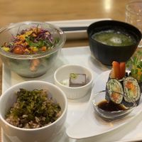 "Trial plate” with raw cake at Natural Food Dining LOHAS in Sapporo