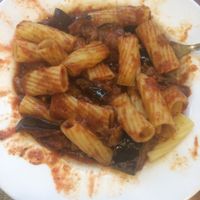 That's how the food looked like - it was from mikrowave at Shahia in Leipzig