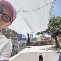 Tête à tête sur la terrasse   at O Oriente no Porto in Porto