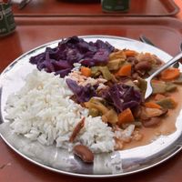 Arroz con lombarda y alubias con verduras  at O Oriente no Porto in Porto