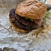 Burger - 4 ⭐️   at chloe in New York City