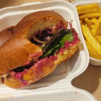 Tempeh burger at O Gambuzino Burger Clube in Lisbon