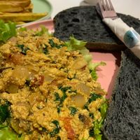🇵🇸Scrambled 🇵🇸Tofu with two slices of "Charcoal" 🇵🇸🇵🇸Sourdough Bread ☕️ at iVegan Supershop Nha Trang - Healthy Plant Based Cafe in Nha Trang