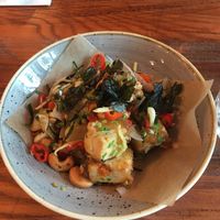 Fried tofu with basil, cashews and spicy peppers at Cha Cha Thai - Von Werdt in Bern