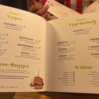 Fotografia menù opzioni vegane  at Hans im Glück in Berlin