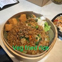 I was hesitant since it's not a purely vegetarian restaurant but my doubts disappeared as soon as the dishes appeared at So Pho - Waterway Point in Northeast Singapore