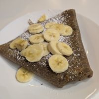Crêpe with vegan nutella and banana at Casa Del Gelato in Nice