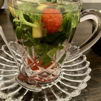 Tee mit Minze, Zitrone und Himbeeren  at Pachamama in Bremen