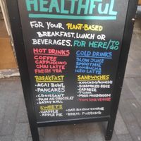 Healthful was helemaal nieuw voor mij en heeft een groot en gezellig terras at Vegan Food Tour Rotterdam in Rotterdam